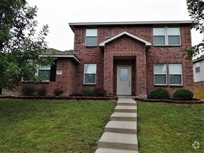 Building Photo - 2804 Lake Vista Dr