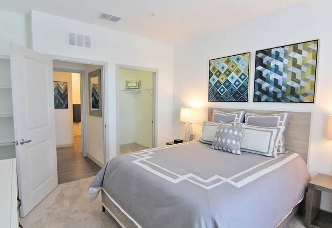 Building Photo - 1323 Saint Joseph Street, Dallas, TX 75204...