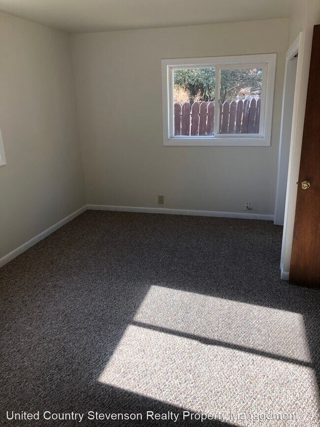 Building Photo - 2 br, 1 bath House - 109 W McDowell
