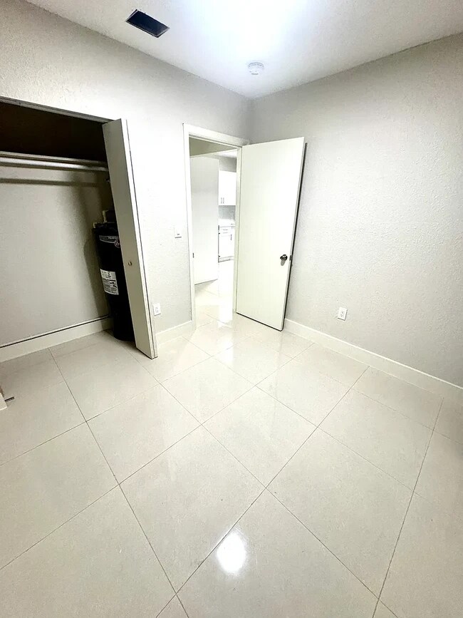 Foto del edificio - 22200 SW 115th Ct