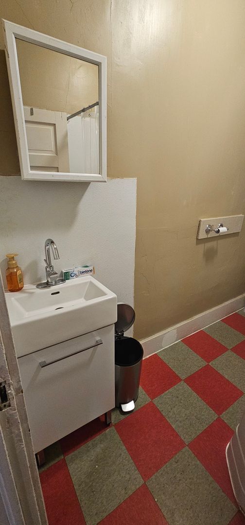 Foto del edificio - 882 Locust Dr