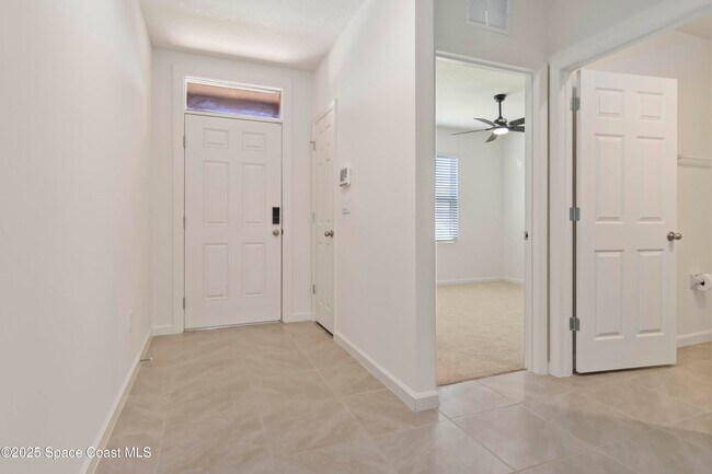 Building Photo - 7144 Topaz Dr