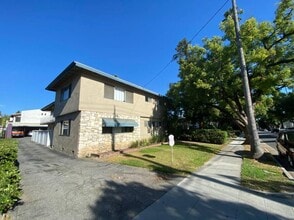 Building Photo - 100 Marion Ave