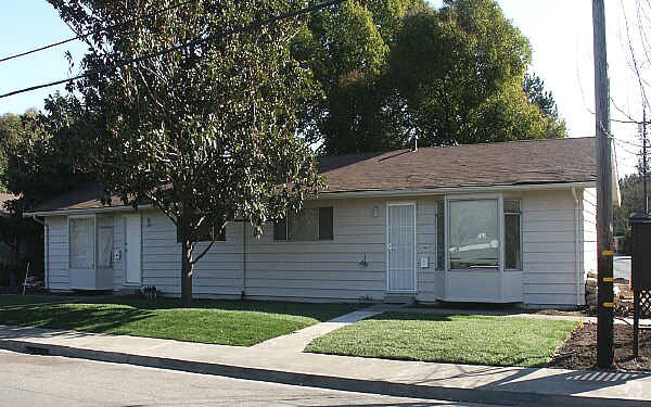 Foto del edificio - California Palms