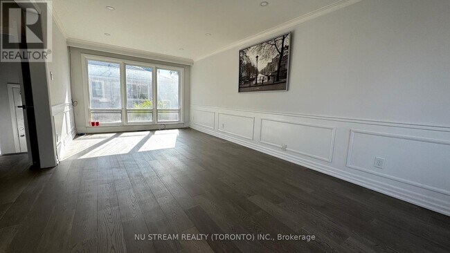 Building Photo - 261 Essex Ave