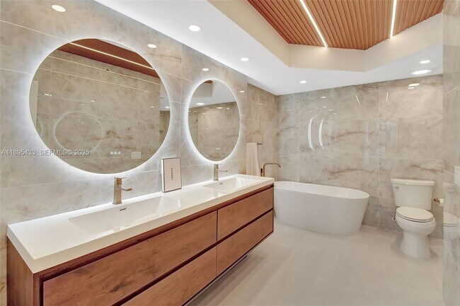 Foto del edificio - 3370 Hidden Bay Dr