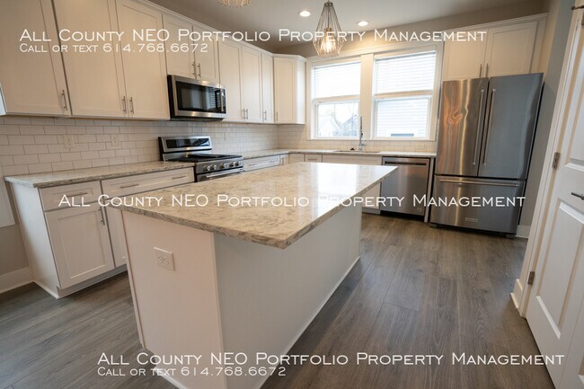 Foto del edificio - 1383 N Grant Ave