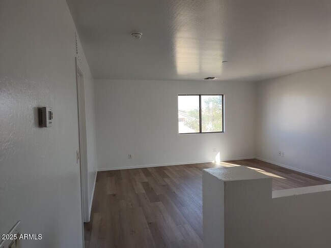 Foto del edificio - 18931 N Toya St