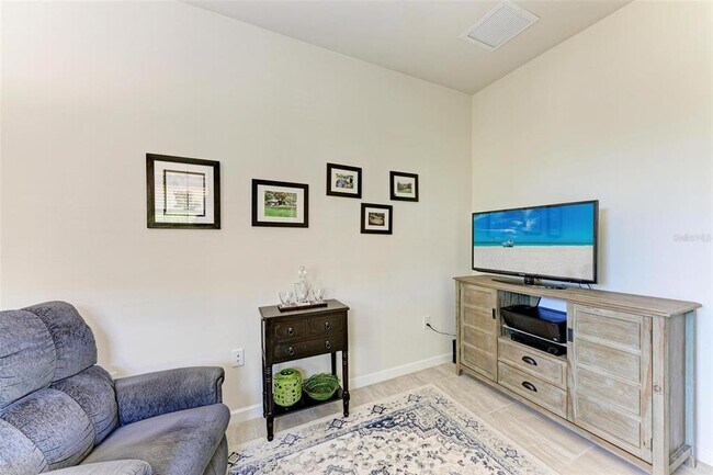 Foto del edificio - 6739 Haverhill Ct