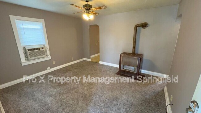 Foto del edificio - 1855 E Dale St