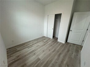 Building Photo - 455 Bell Blvd