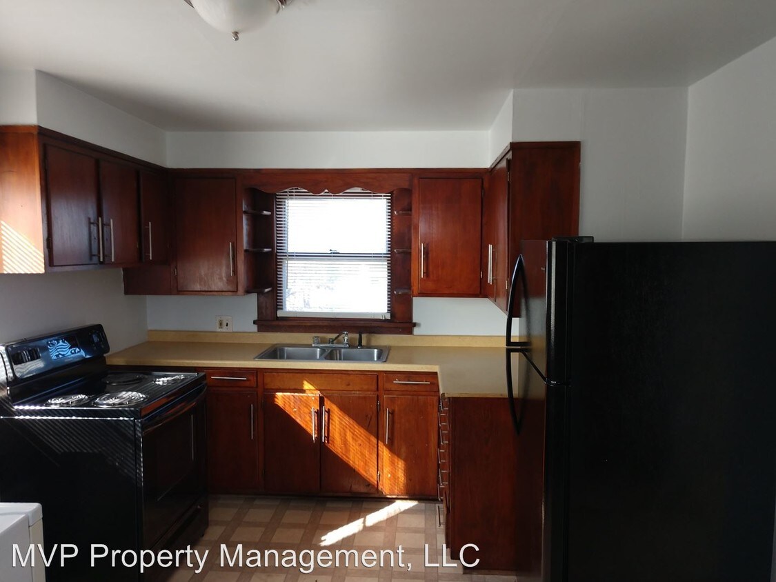 508 N Water St, Sparta, WI 54656 Room for Rent in Sparta, WI