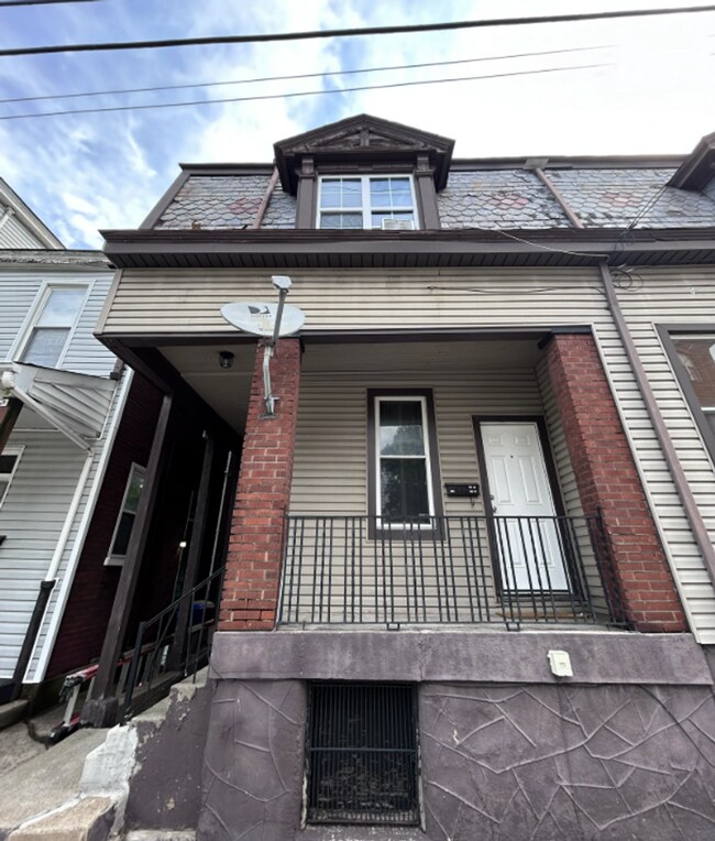 Building Photo - lag1416