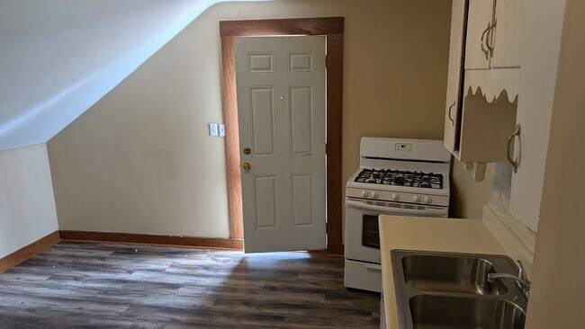 Foto del edificio - 1338 Buffalo Ave NE