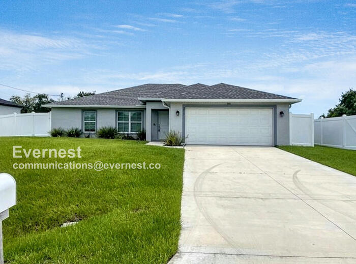 Foto principal - 2917 48th St SW