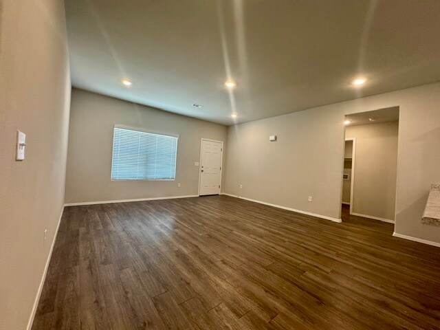 Foto del edificio - 2550 Chittick St