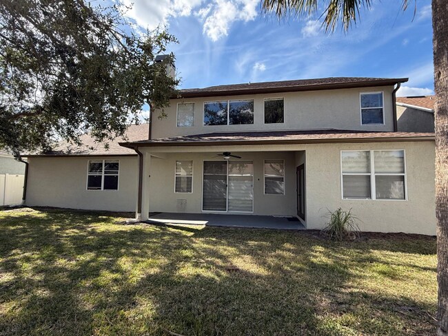 Building Photo - 11805 Holly Creek Dr