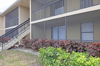 Building Photo - 5319 Summerlin Rd