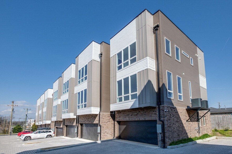Foto principal - 2106 24th Ave N