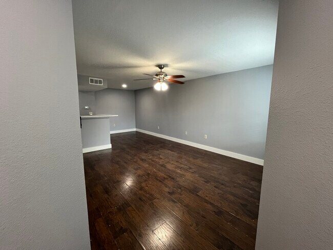 Foto del edificio - 3008 Parkway Blvd