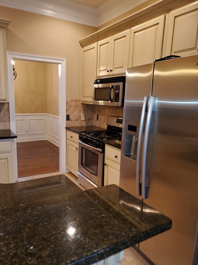 Foto del edificio - 9737 Faversham Ct