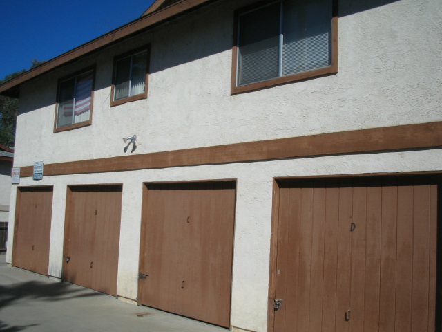 Foto del edificio - Murrieta Hot Springs 4-Plex