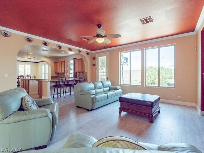 Building Photo - 2056 Nature Park Dr