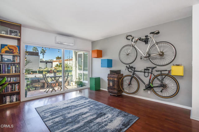 Building Photo - 355 S Los Robles Ave