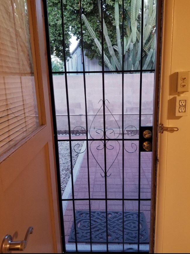 1316 Sylvan Blvd Unit 1 Redlands Ca 92374 Apartment For Rent
