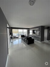 Building Photo - 2841 N Ocean Blvd