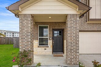 Building Photo - 12312 Swae Lee St