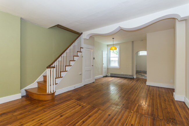 Foto del edificio - 139 E Allen St