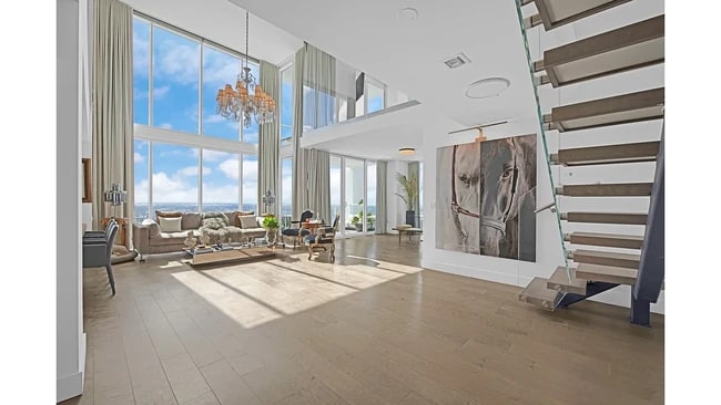 Building Photo - 1040 Biscayne Blvd