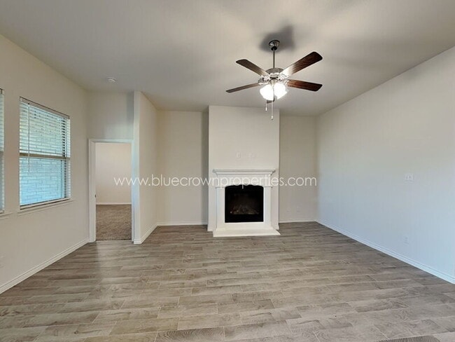 Foto del edificio - 11208 Shady Mdws Wy