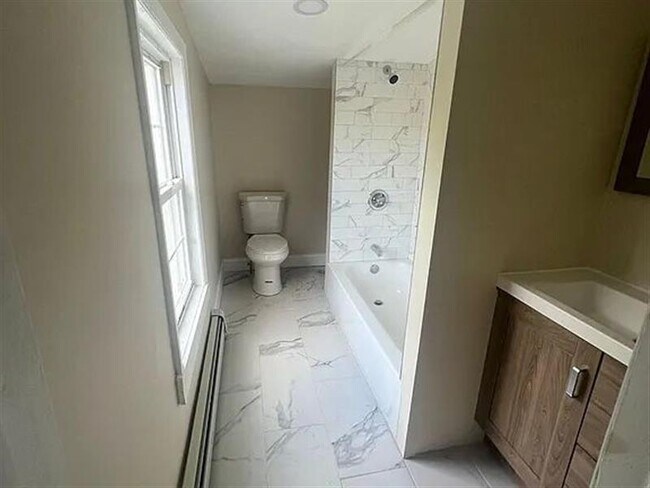 Building Photo - Trenton Homes