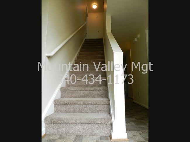 Foto del edificio - 531 Roosevelt St