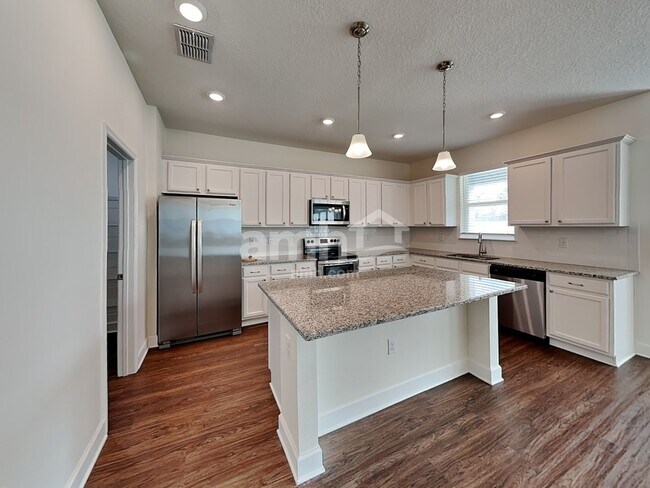 Foto del edificio - 4459 Reisswood Loop