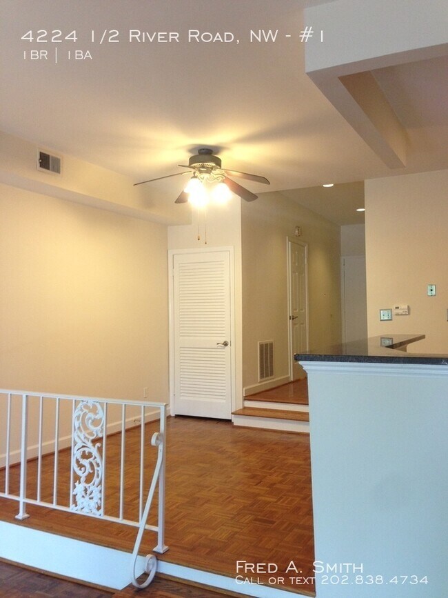 Foto del edificio - 4224 1/2 River Rd NW