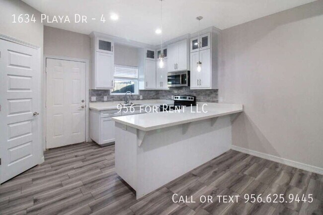 Foto del edificio - 1634 Playa Dr