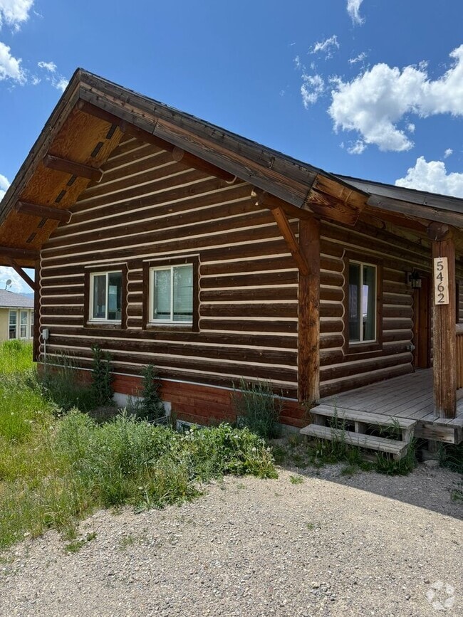 Building Photo - 5462 S 720 W