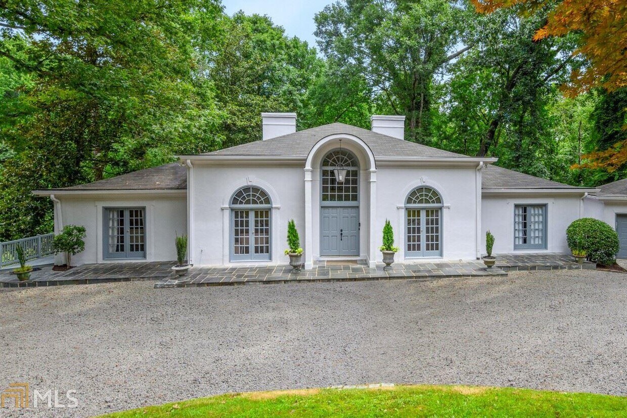 Foto principal - 3985 Randall Mill Rd NW