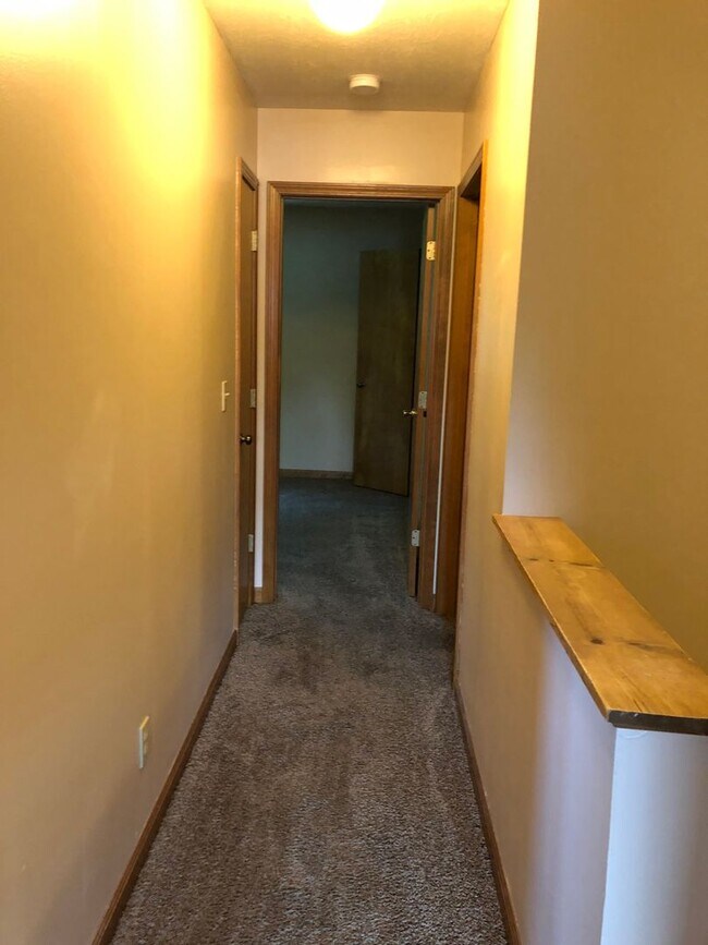 Foto del edificio - 4986 N Truesdel Dr