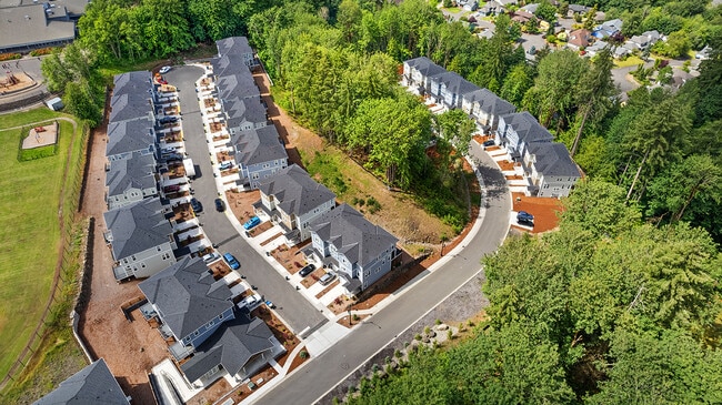 Building Photo - Forest Park Townhomes
