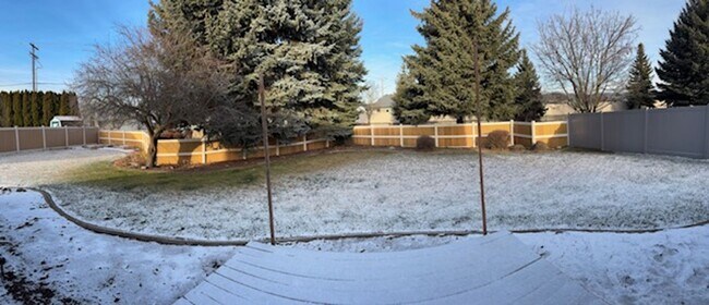 Foto del edificio - $2,250 / 3br - 1240ft2 - ?? NICE Valley 3Bd 2Ba Rancher! Ready Now! #1338 ?? (Spokane Valley)