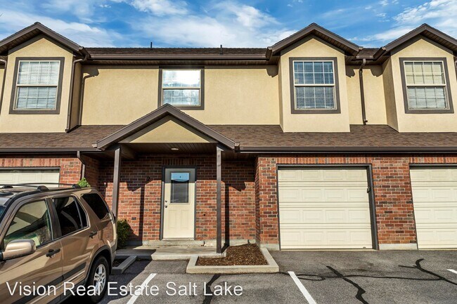 Building Photo - 3 br, 2.5 bath House - 22 W 200 N #2