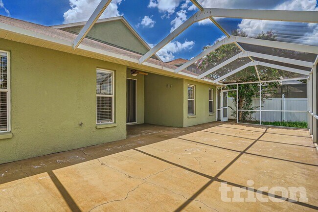 Building Photo - 12755 Standbridge Dr
