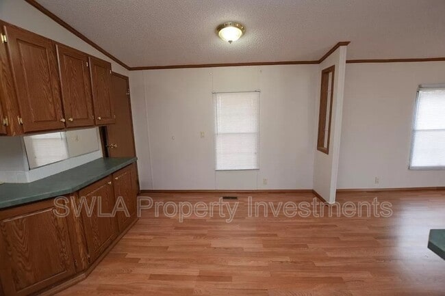 Building Photo - 4017 Wildflower Dr