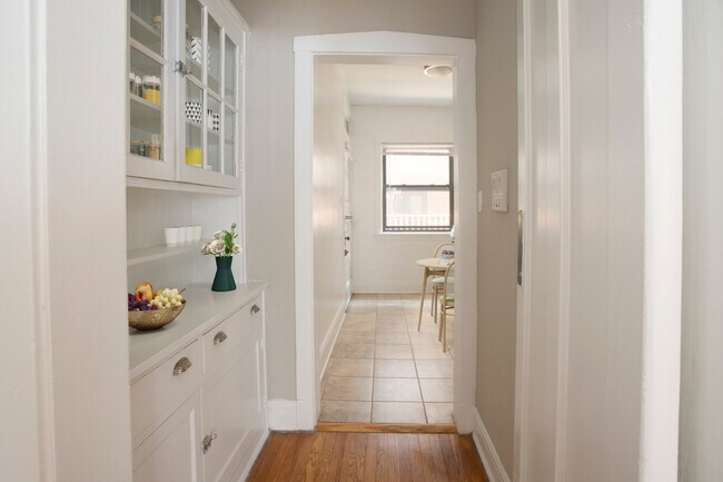 Foto del edificio - 1576 Oak