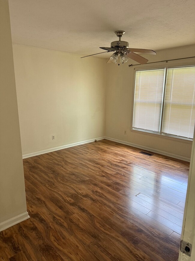 Foto del edificio - 134 Pine Haven Dr