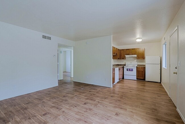 Building Photo - Sahuaro West Apartments